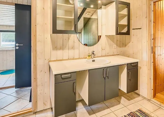 Ve146-vejers-strand-kraemmervej-23 *